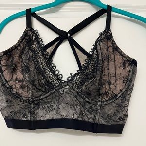 Victoria’s Secret Very Sexy Floral Black Lace Bra Size 34D